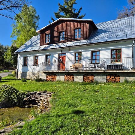 Knezice 25, Chalupa V Krkonosich Vrchlabí Exteriör bild