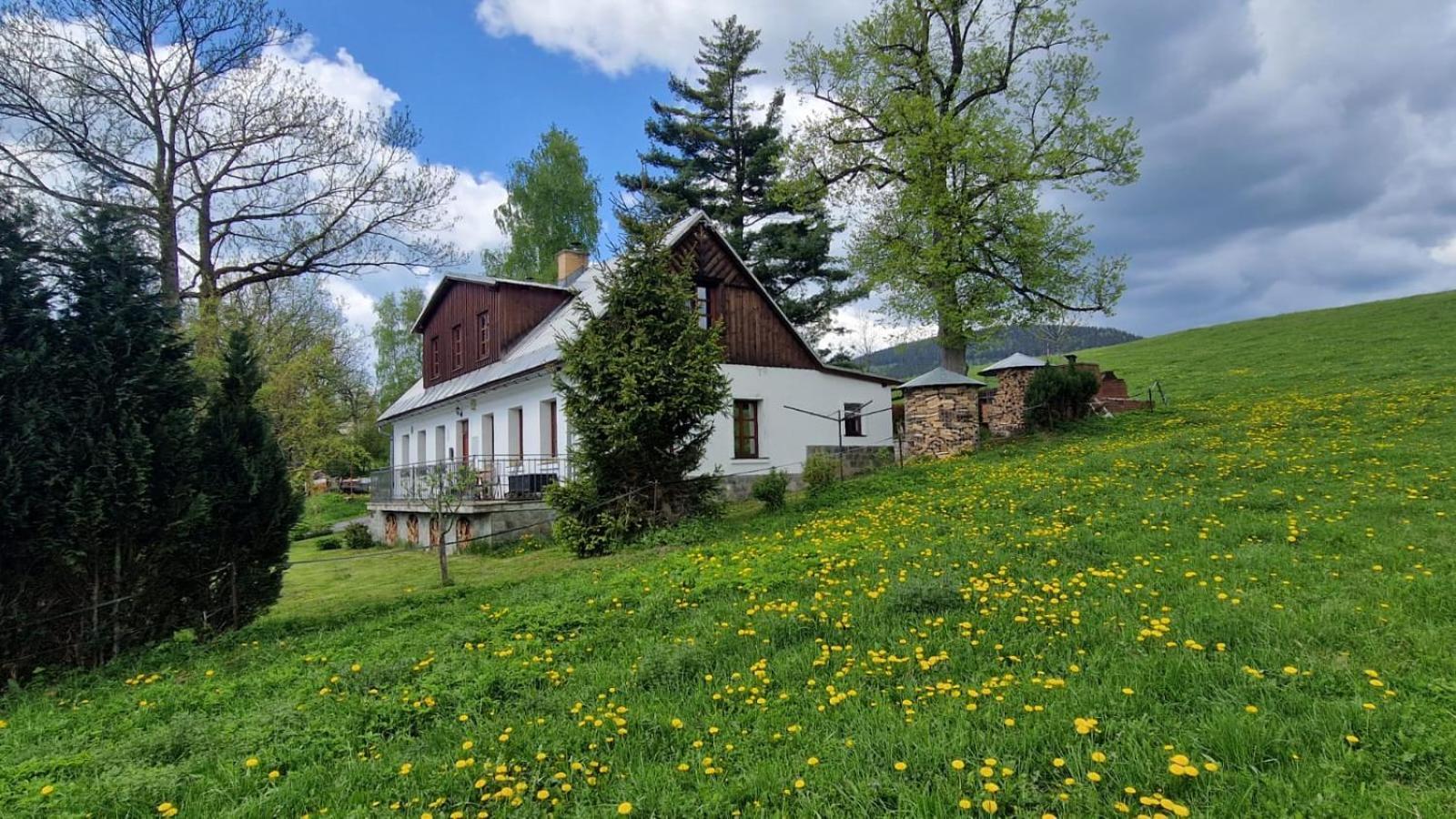 Knezice 25, Chalupa V Krkonosich Vrchlabí Exteriör bild