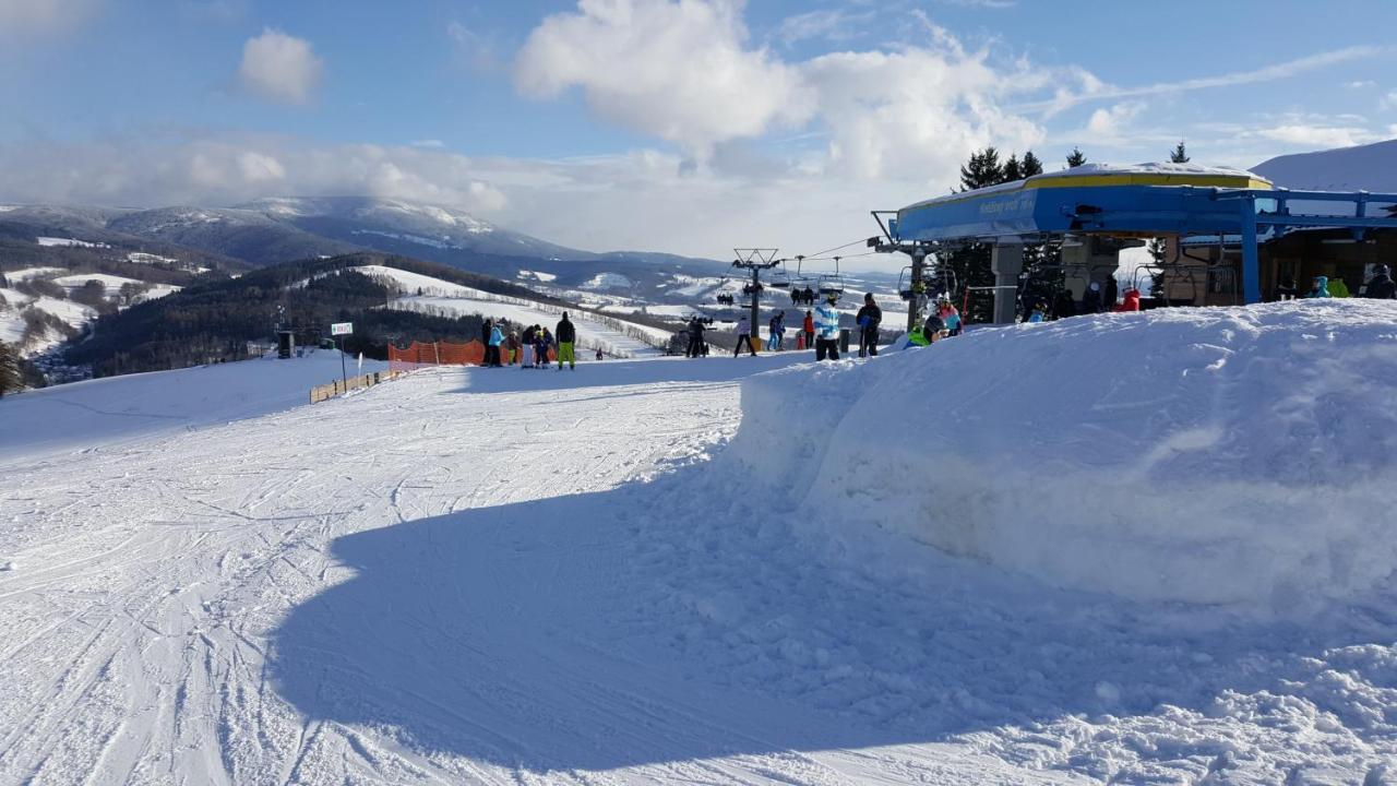 Knezice 25, Chalupa V Krkonosich Vrchlabí Exteriör bild
